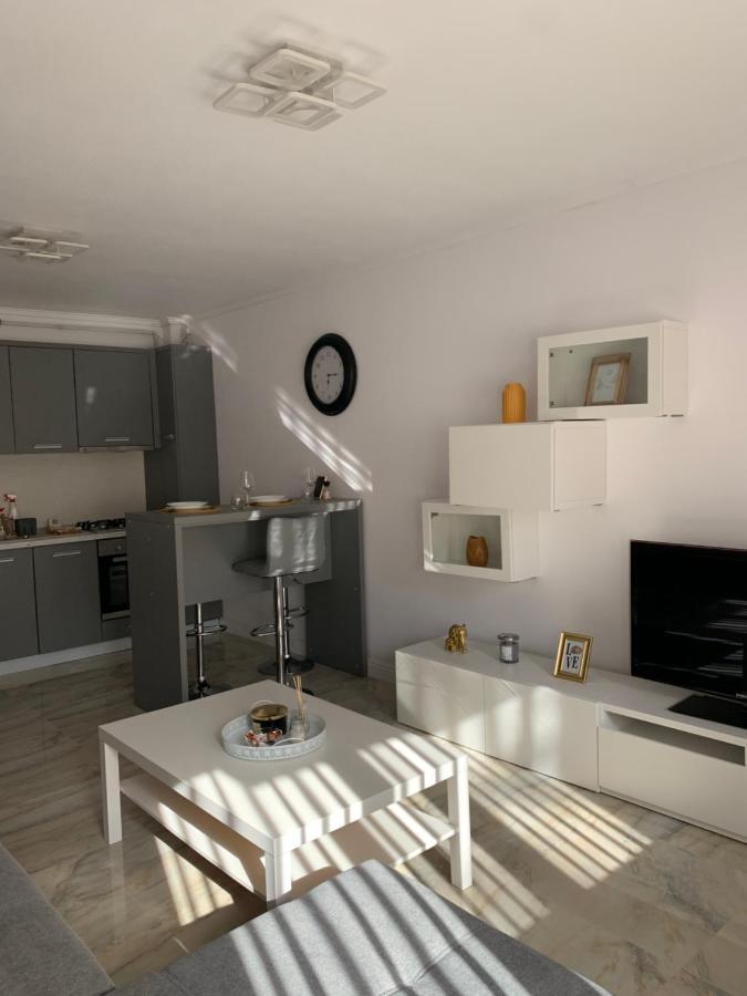 Complex Rezidential Ana Apartment Caransebeş Екстериор снимка