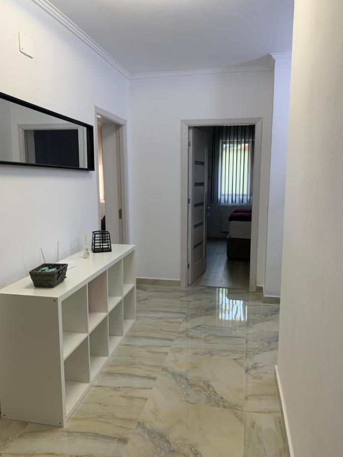 Complex Rezidential Ana Apartment Caransebeş Екстериор снимка
